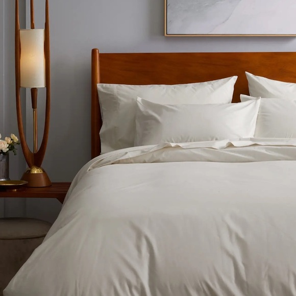 NWOT Classic Organic Percale Duvet Cover Set Queen (Sand) - Picture 1 of 6